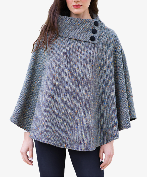 Poncho i 100% irländsk ull – Grå fiskbensmönstrad