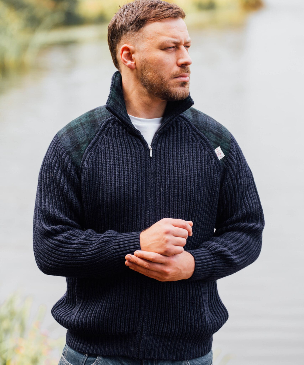 Shetlander Ullkofta – Blå med Harris Tweed