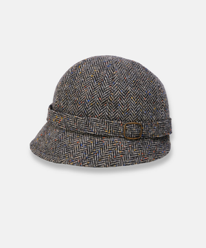 Klassisk Flapperhatt i Tweed – Grå fiskbensmönstrad