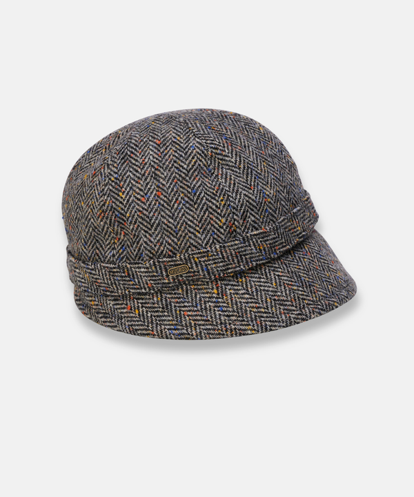 Klassisk Flapperhatt i Tweed – Grå fiskbensmönstrad