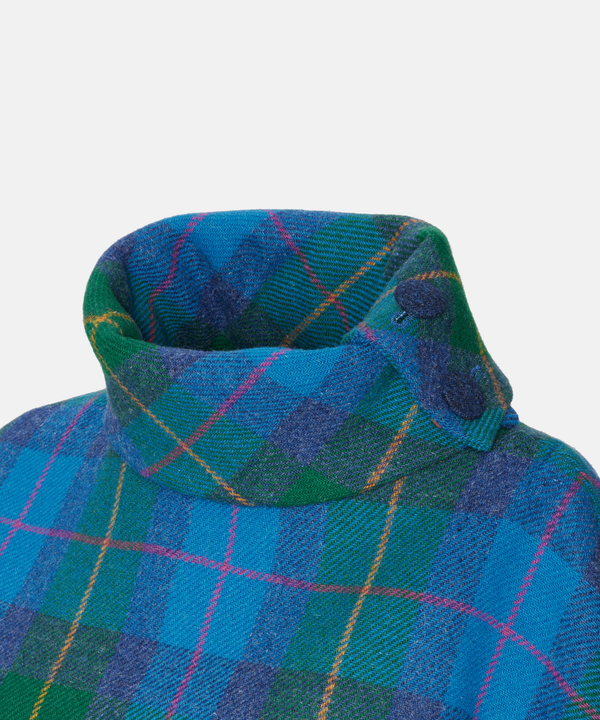 Poncho i 100% irländsk ull – Blå & grön tartan