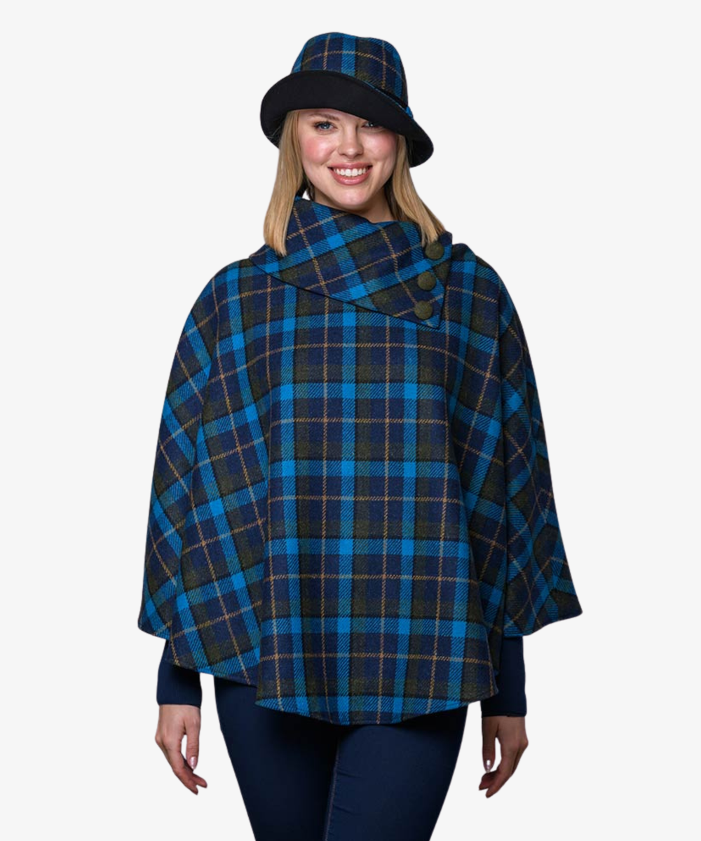 Poncho i 100% irländsk ull – Blå och grön rutig